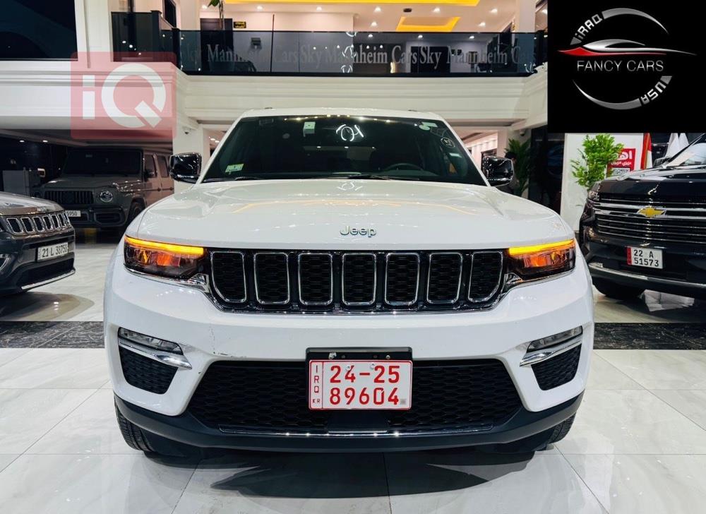 جیپ گراند شیرۆکی